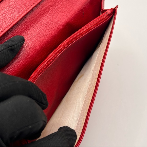 Authentic CHANEL CC Vintage Red Leather Bifold Long Wallet - Picture 12 of 13